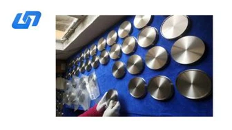 Titaaninen ruiskutuskohde koristeluun ja muottikenttään